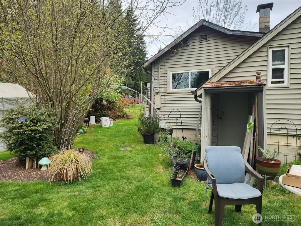 9291 W Belfair Valley Road Bremerton WA 98312
