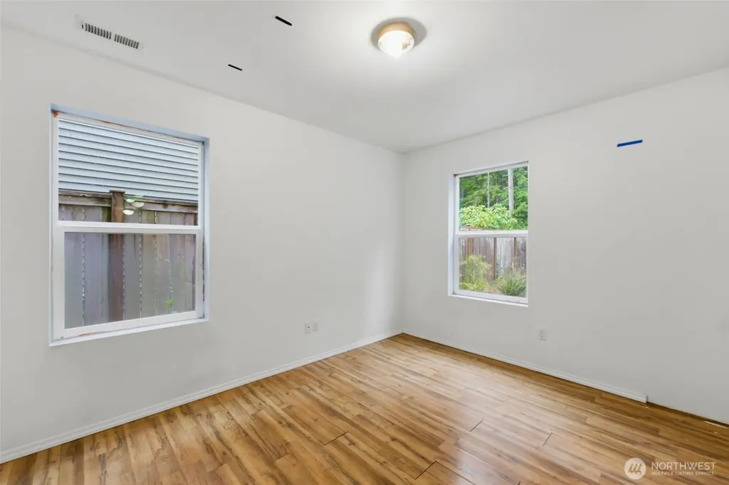 21284 Brevik Place NW Poulsbo WA 98370