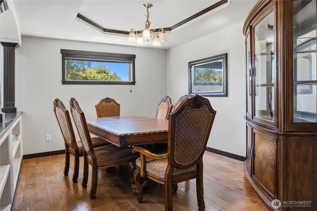 301 Barry Loop Mount Vernon WA 98274