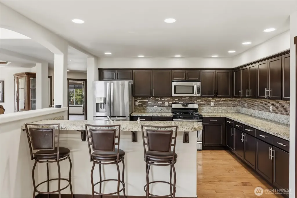 301 Barry Loop Mount Vernon WA 98274
