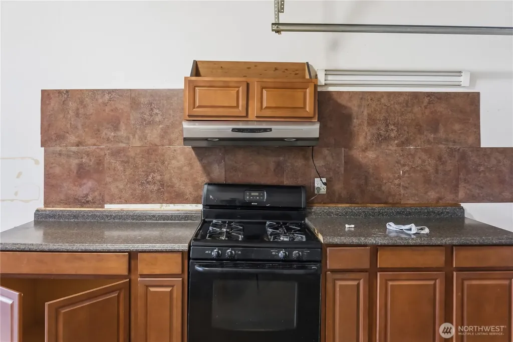 301 Barry Loop Mount Vernon WA 98274