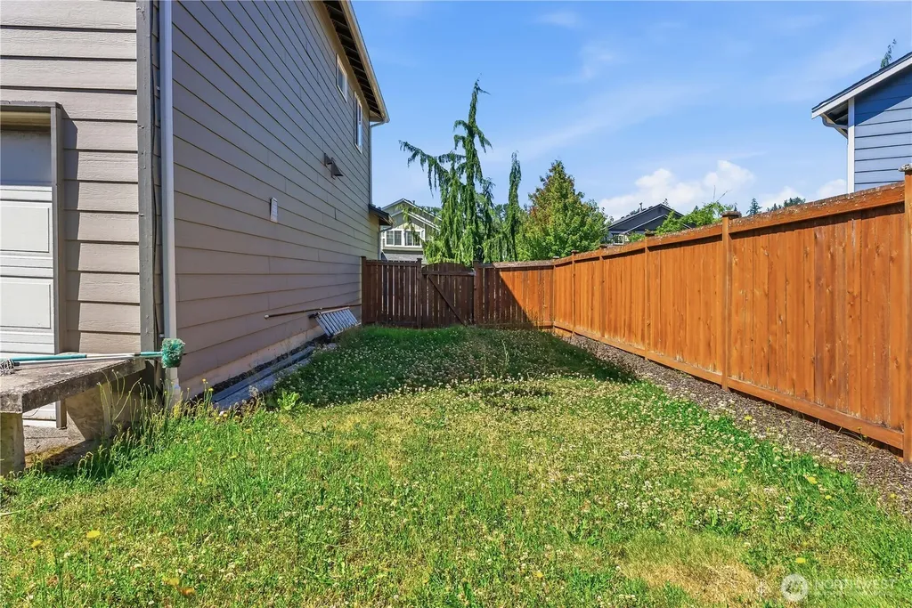 301 Barry Loop Mount Vernon WA 98274