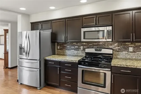 301 Barry Loop Mount Vernon WA 98274