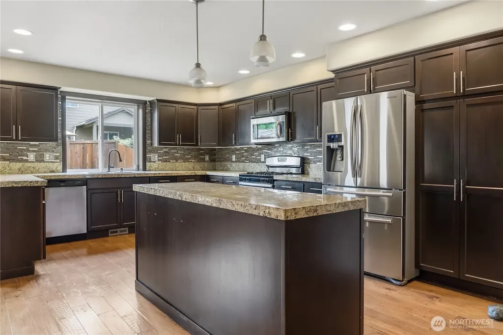 310 Leann Street Mount Vernon WA 98274