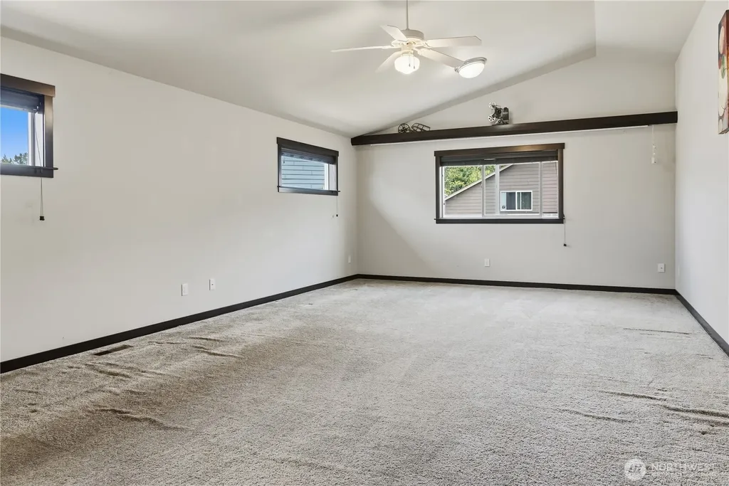 310 Leann Street Mount Vernon WA 98274