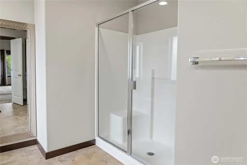 310 Leann Street Mount Vernon WA 98274