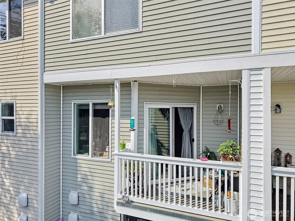 5210 35th St E Fife WA 98424