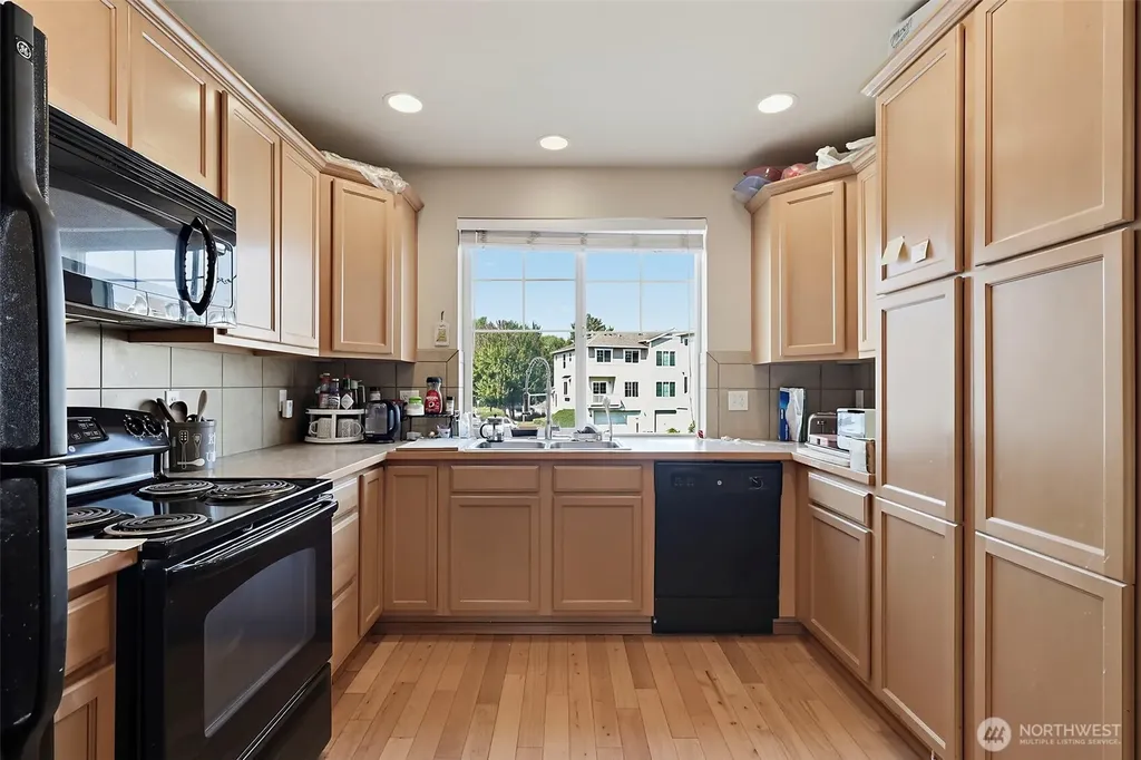 5210 35th St E Fife WA 98424