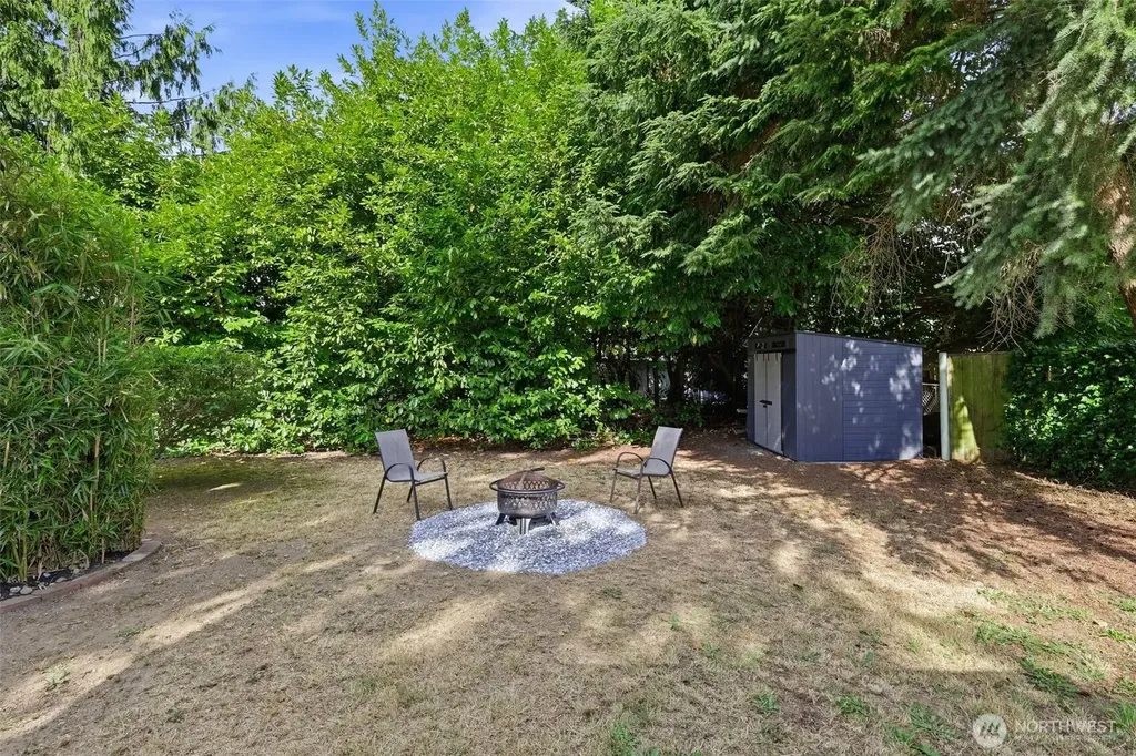 30449 2nd Avenue S Federal Way WA 98003