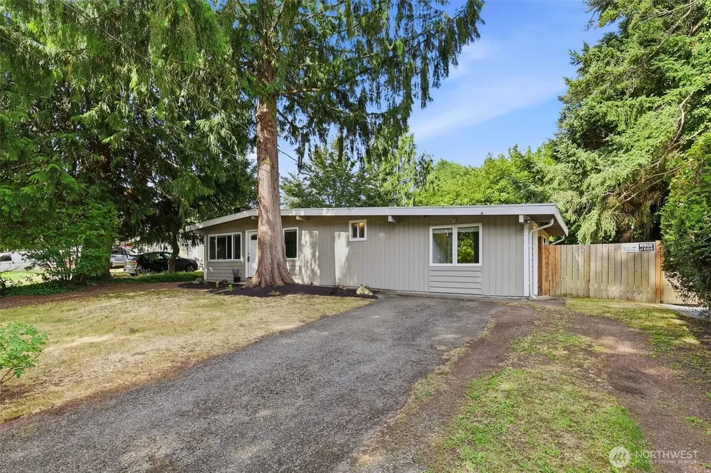 30449 2nd Avenue S Federal Way WA 98003
