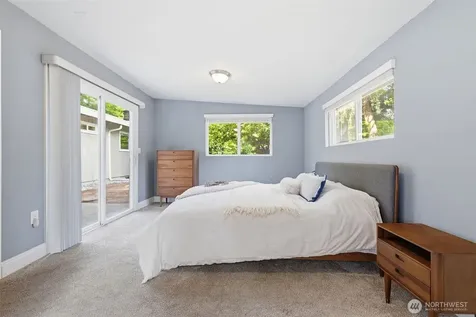 30449 2nd Avenue S Federal Way WA 98003