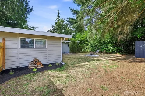 30449 2nd Avenue S Federal Way WA 98003