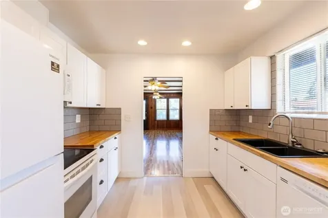 1036 110th Street S Tacoma WA 98444