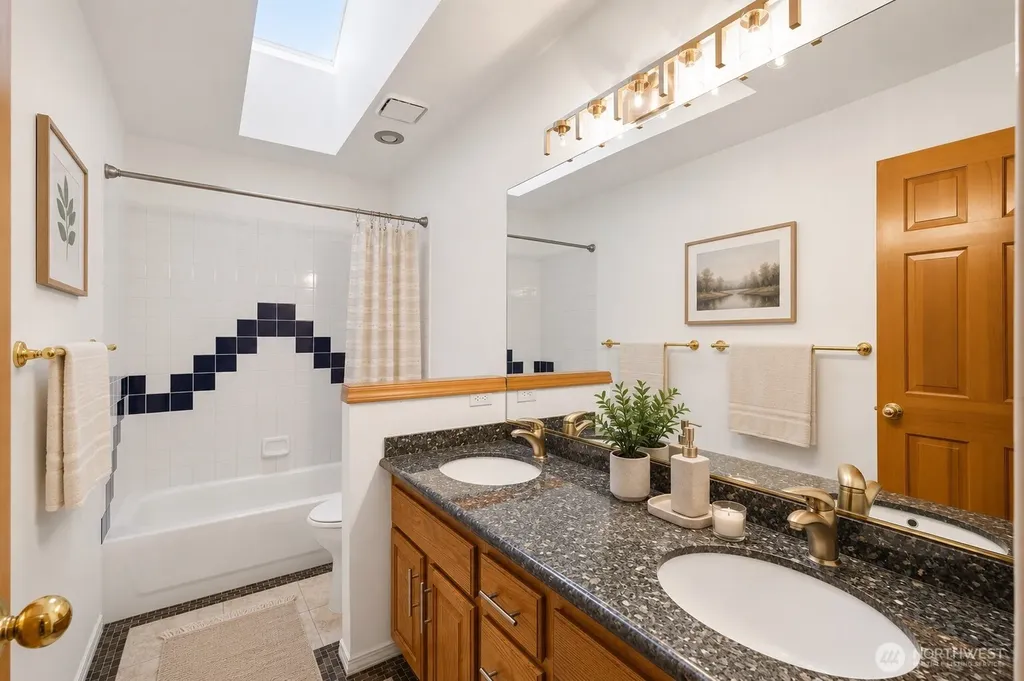 13945 SE 159th Place Renton WA 98058