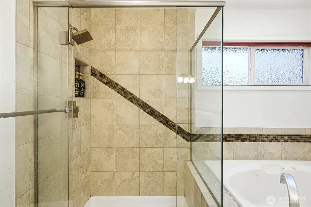 13945 SE 159th Place Renton WA 98058