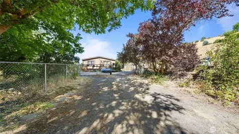 14753 Cottonwood Canyon Road Yakima WA 98908
