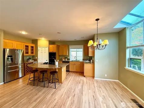2698 230th Avenue SE Sammamish WA 98075