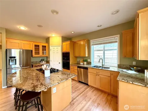2698 230th Avenue SE Sammamish WA 98075