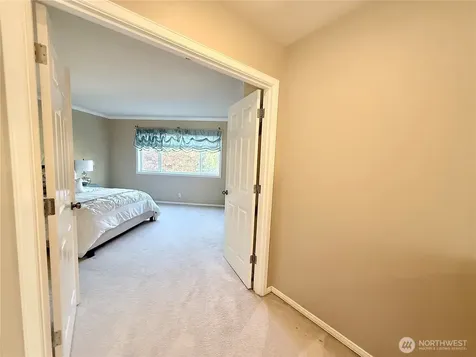 2698 230th Avenue SE Sammamish WA 98075