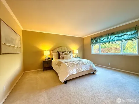 2698 230th Avenue SE Sammamish WA 98075