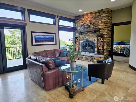 5186 Vista Heights Place Cashmere WA 98815