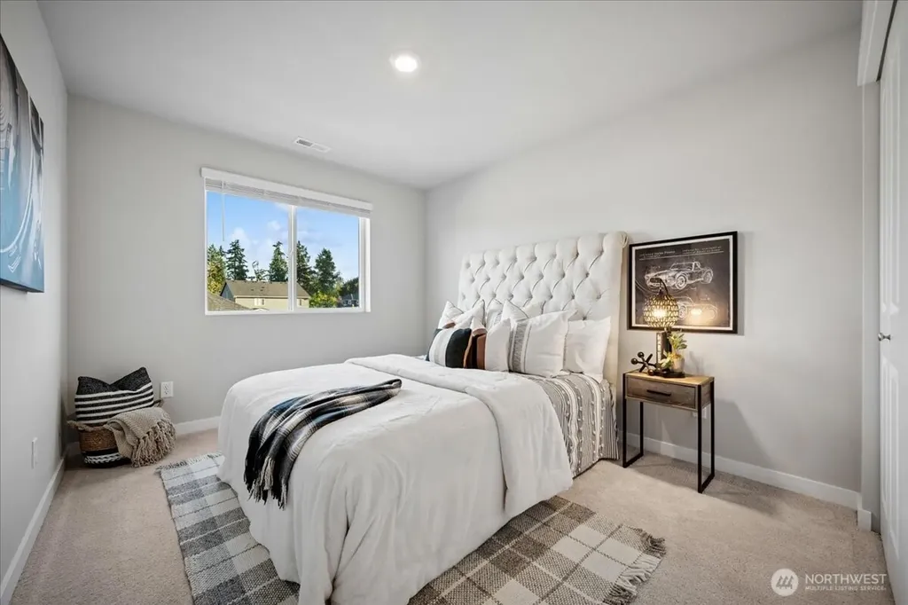 2838 173rd Avenue E Lake Tapps WA 98391