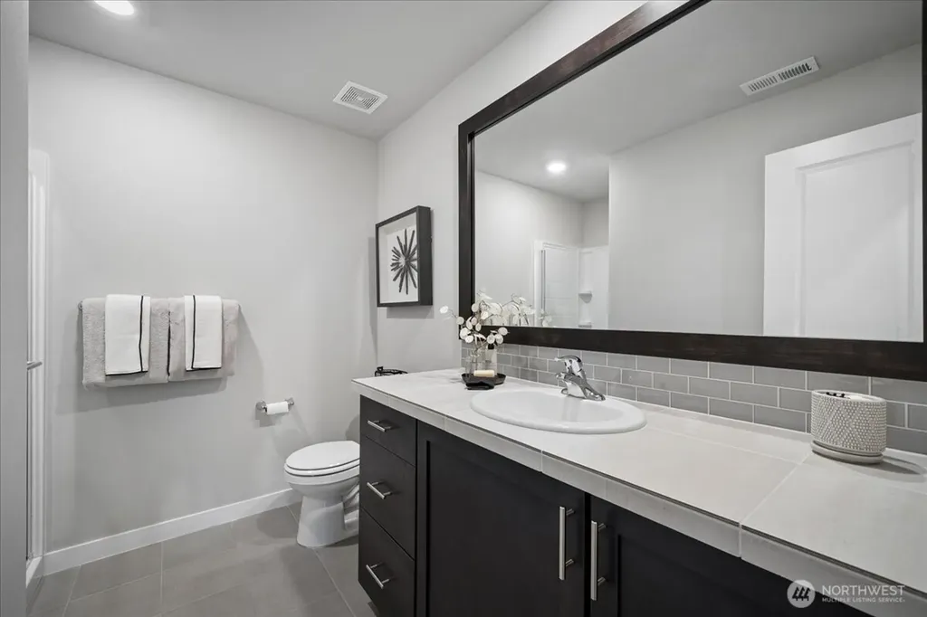 2838 173rd Avenue E Lake Tapps WA 98391