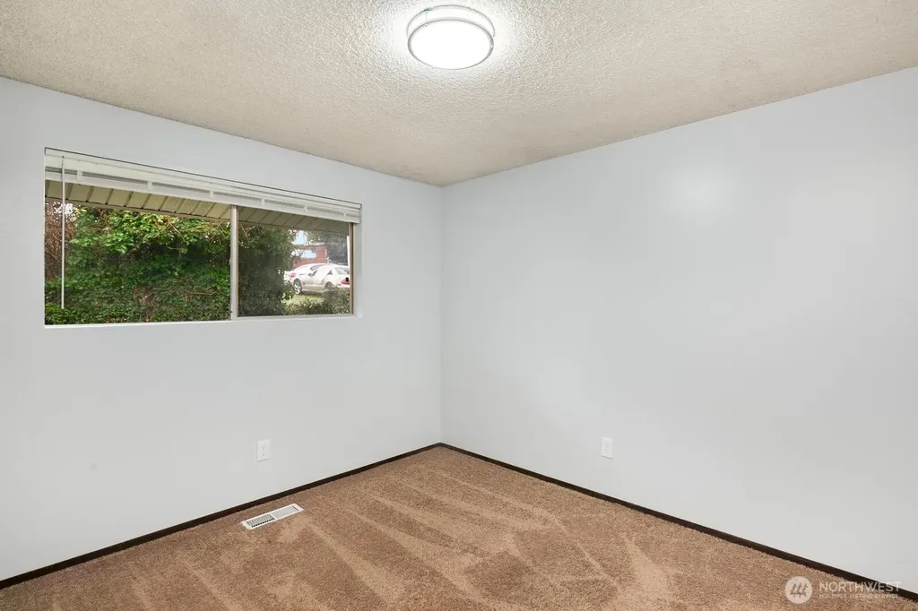 7537 44th Avenue S Seattle WA 98118
