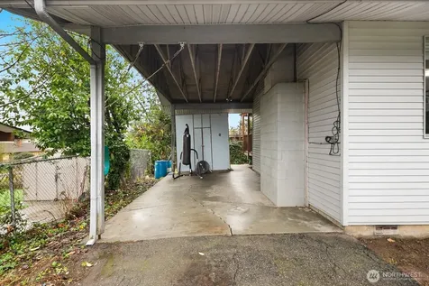 7537 44th Avenue S Seattle WA 98118