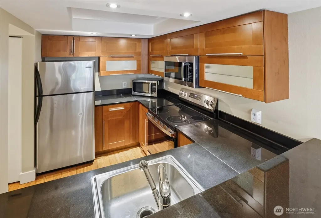 7323 NE Sand Point Way Seattle WA 98115