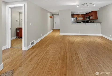 7323 NE Sand Point Way Seattle WA 98115