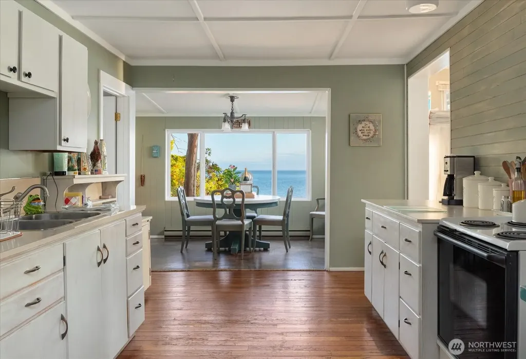 11502 N Del Mar Drive Anacortes WA 98221