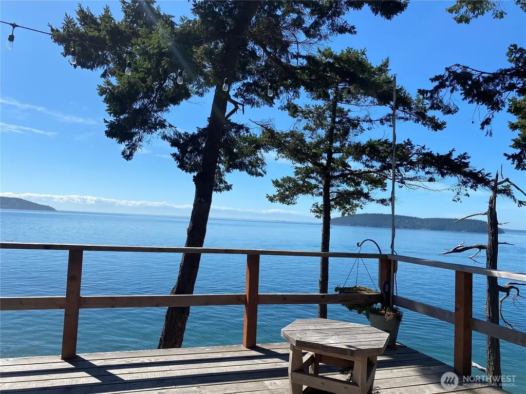 11502 N Del Mar Drive Anacortes WA 98221
