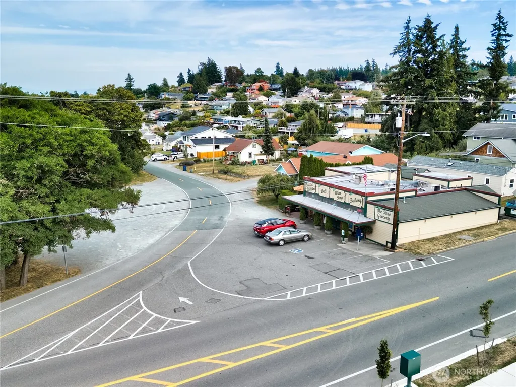 616 37th Street Anacortes WA 98221