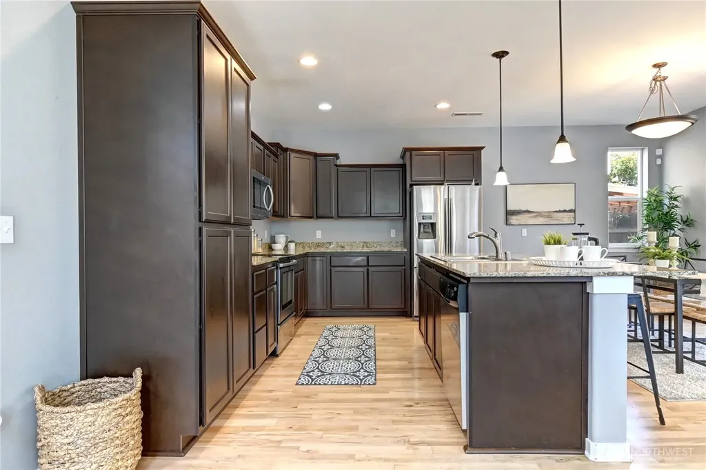 1129 117th Drive SE Lake Stevens WA 98258