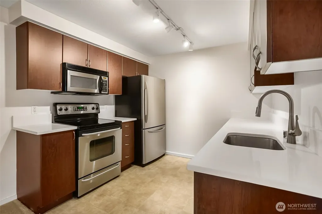 221 9th Street Kirkland WA 98033