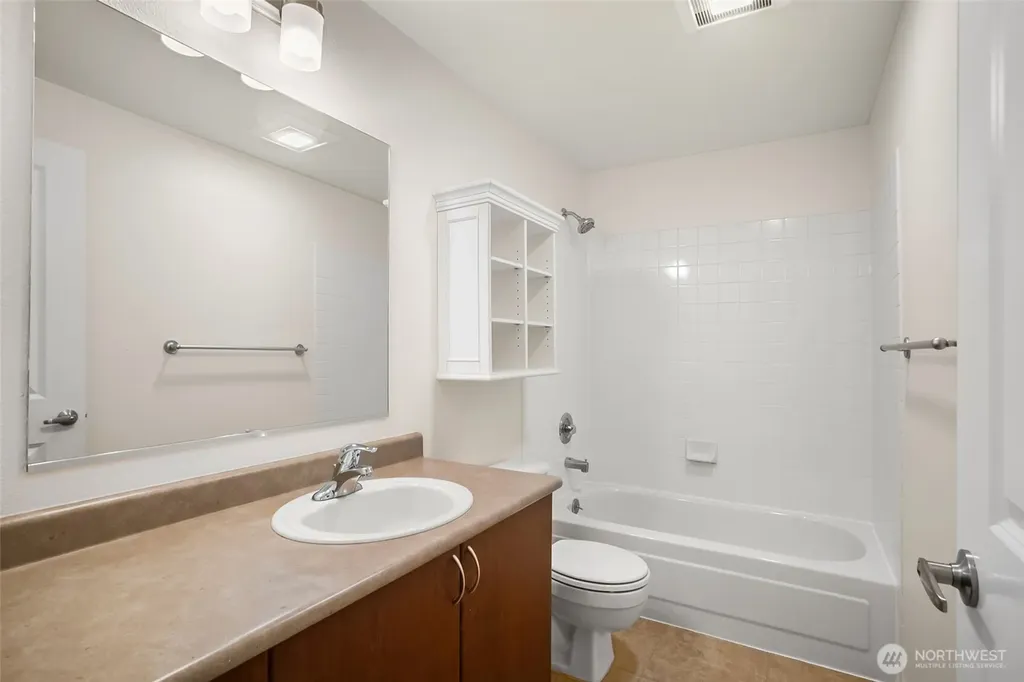 221 9th Street Kirkland WA 98033