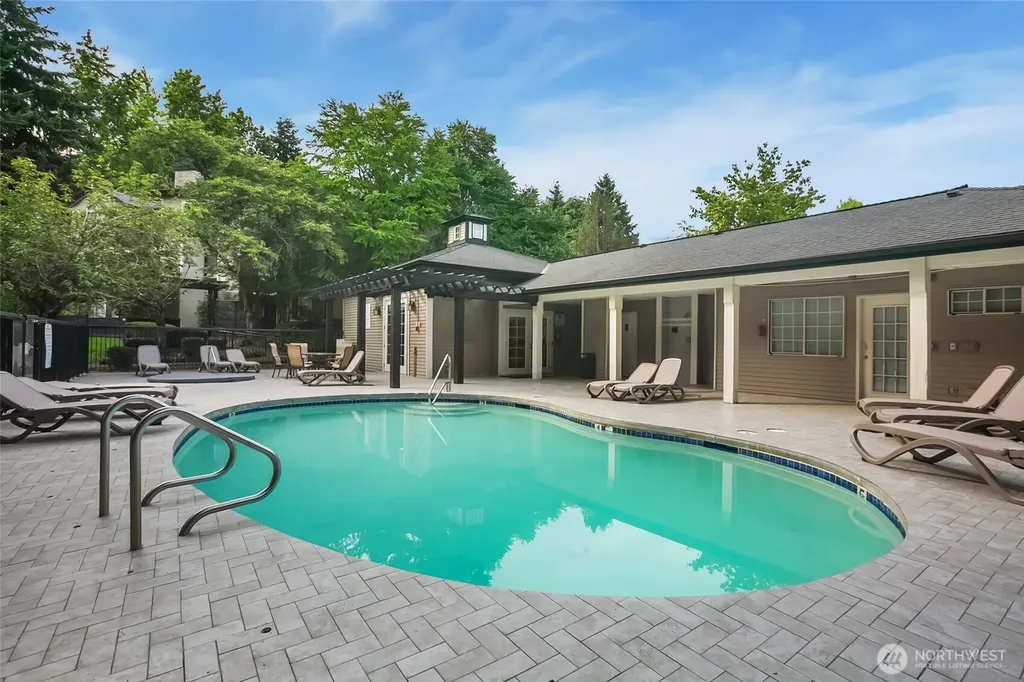 221 9th Street Kirkland WA 98033