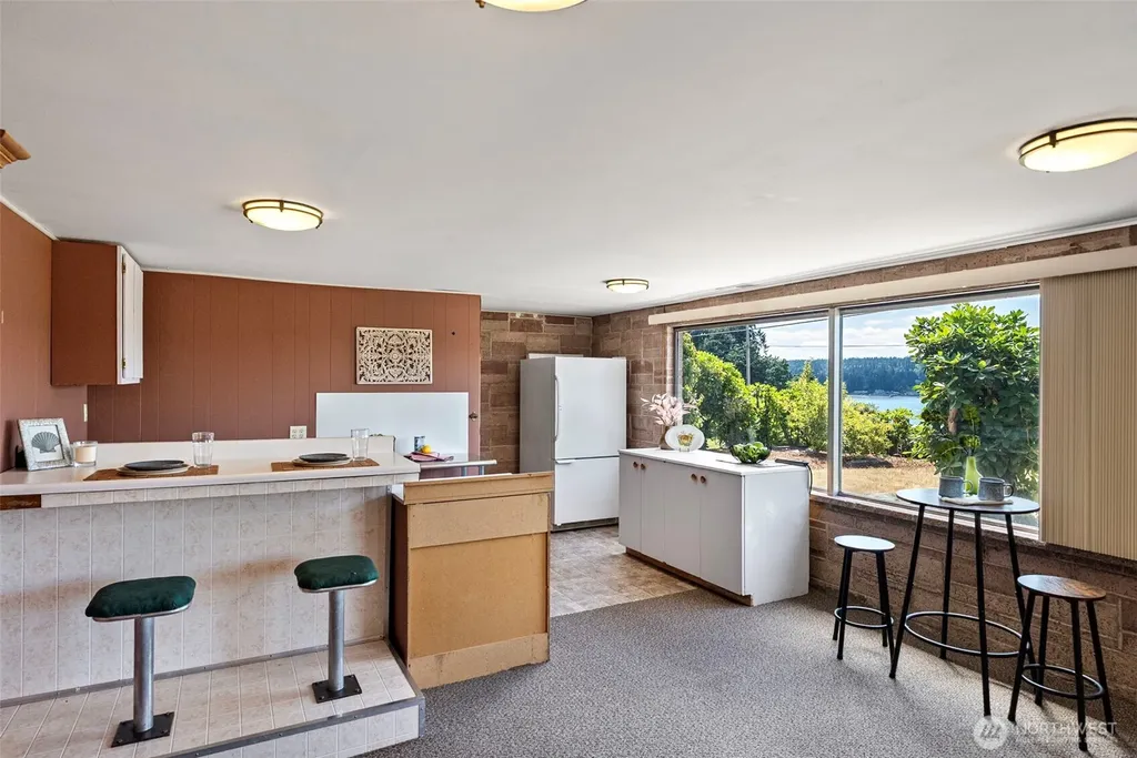 18146 9th Avenue NE Poulsbo WA 98370