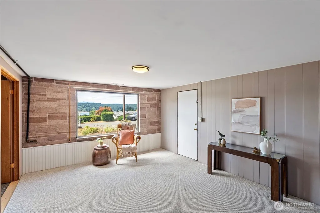 18146 9th Avenue NE Poulsbo WA 98370