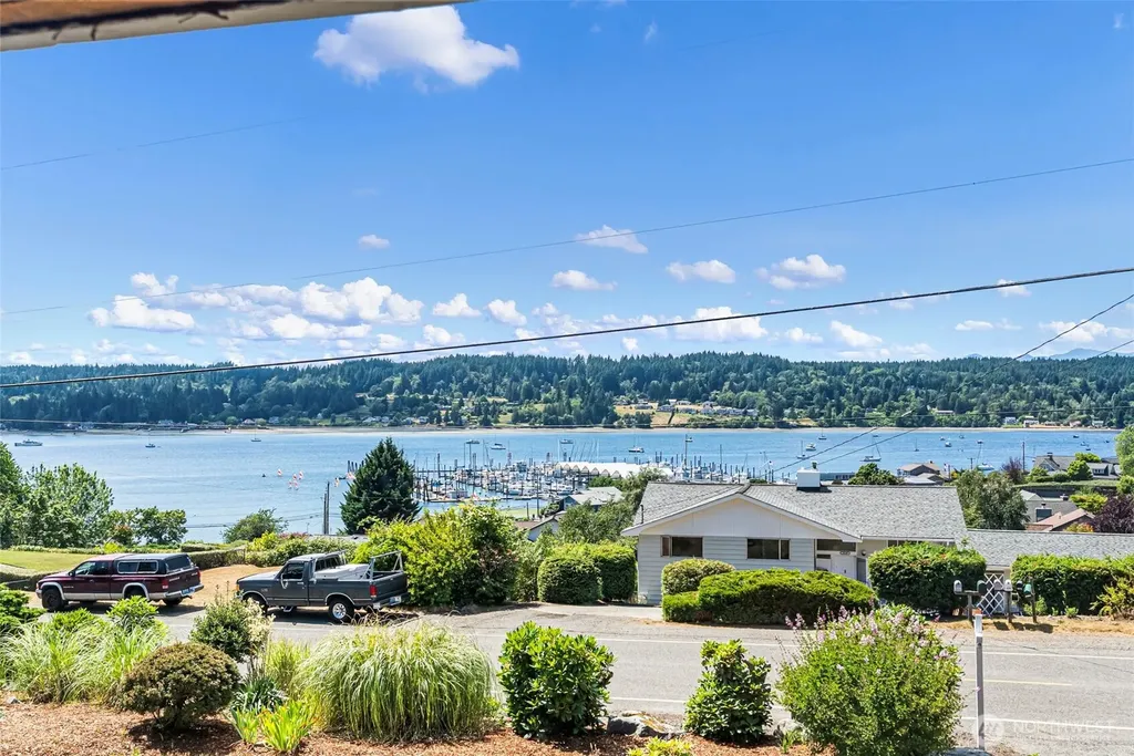 18146 9th Avenue NE Poulsbo WA 98370