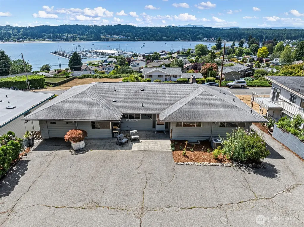 18146 9th Avenue NE Poulsbo WA 98370