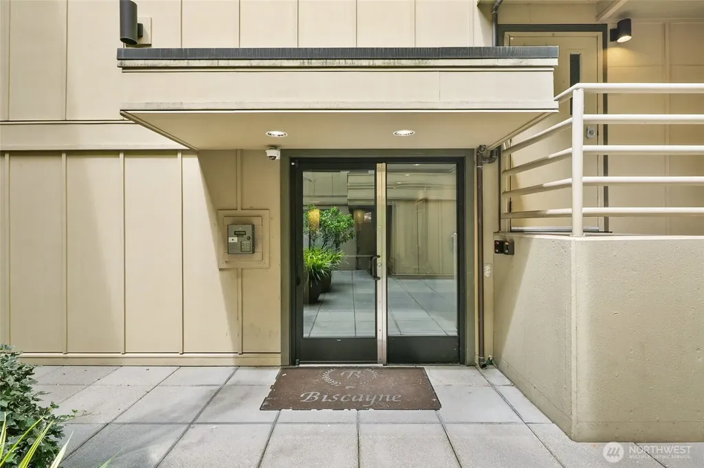 3401 Wallingford Avenue N Seattle WA 98103