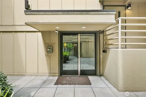 3401 Wallingford Avenue N Seattle WA 98103