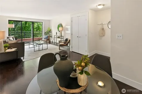 3401 Wallingford Avenue N Seattle WA 98103