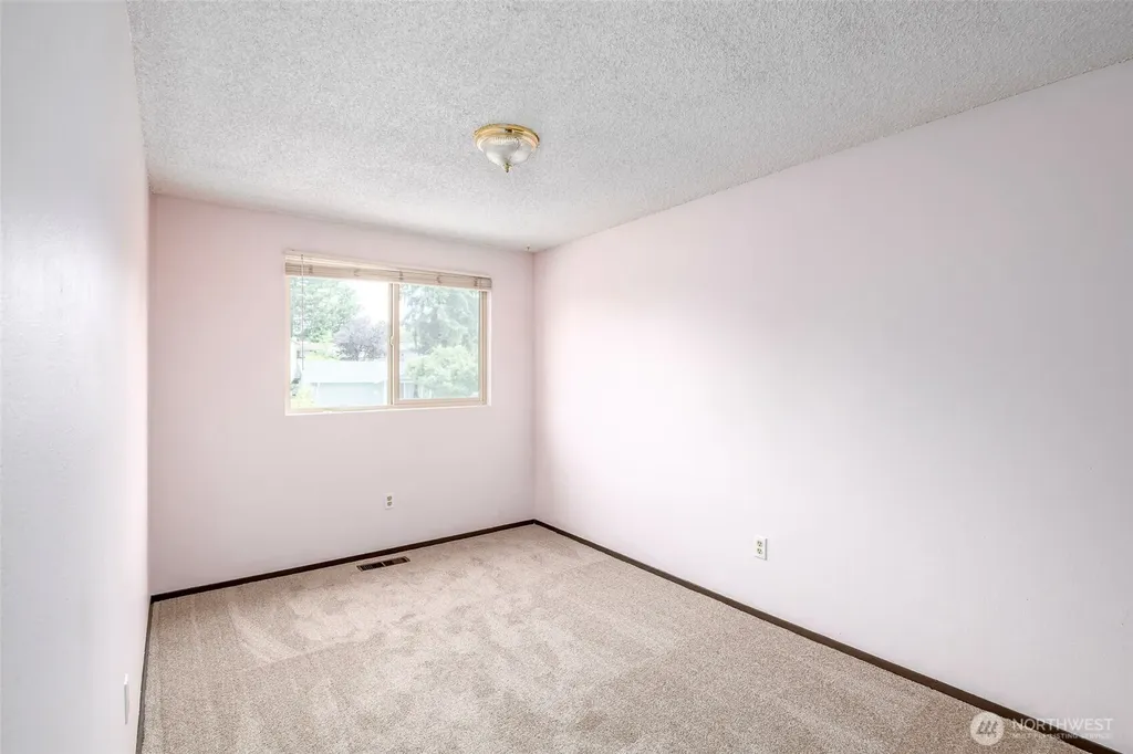 30031 45th Place S Auburn WA 98001