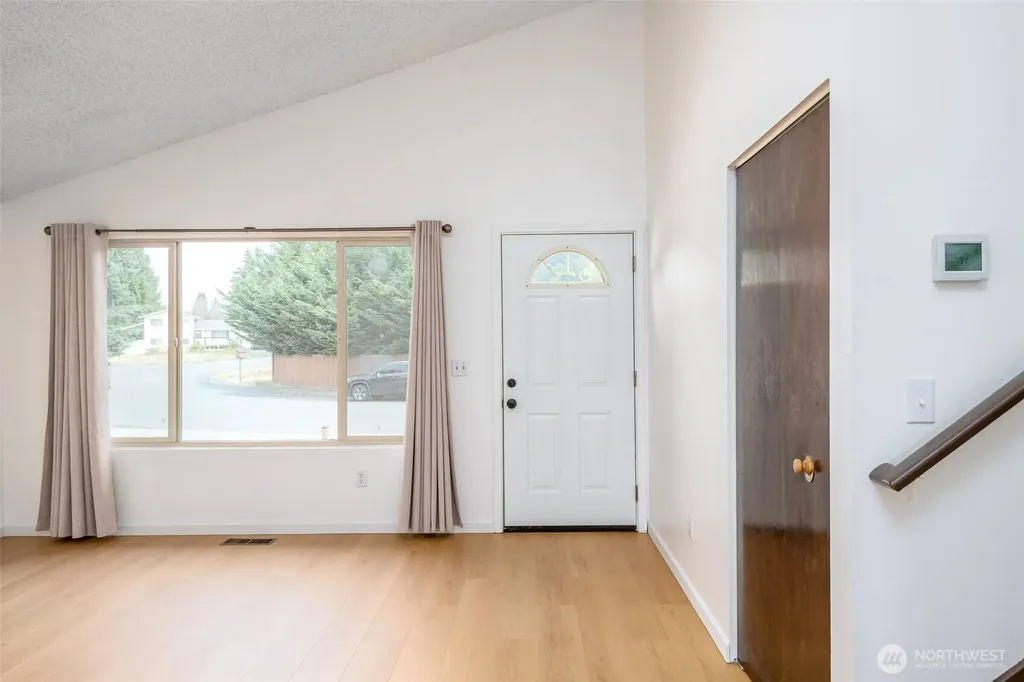 30031 45th Place S Auburn WA 98001