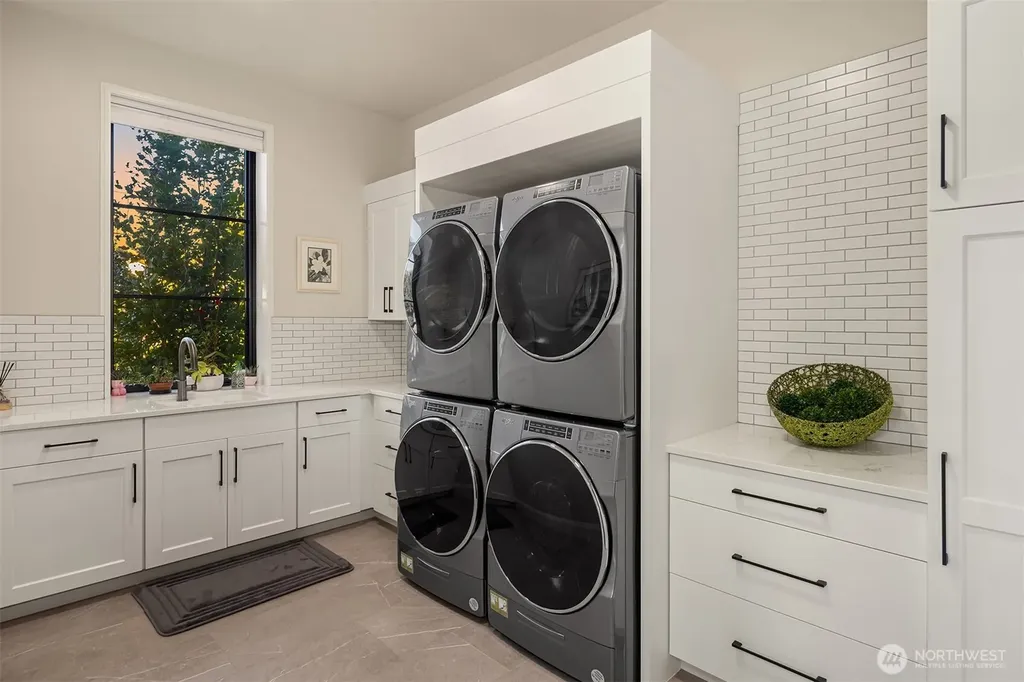 1223 2nd Street Kirkland WA 98033
