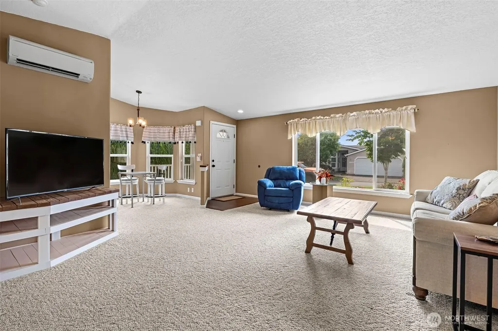 1924 Cranberry Lane SE Lacey WA 98503