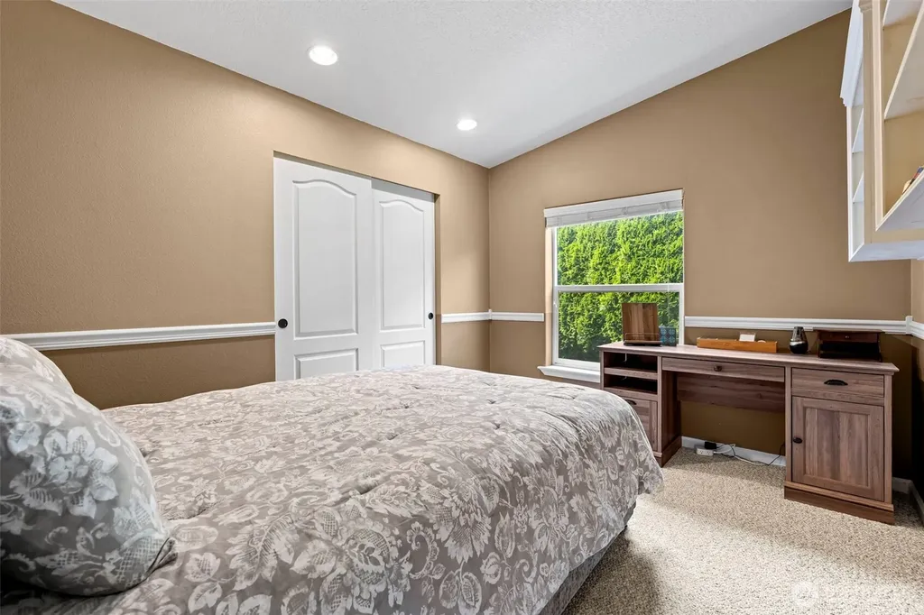 1924 Cranberry Lane SE Lacey WA 98503